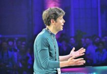 Speaker engaging with the audience at a conference