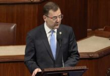Rep. Tom Kean of New Jersey returns to Congress, explains he was being treated for depression