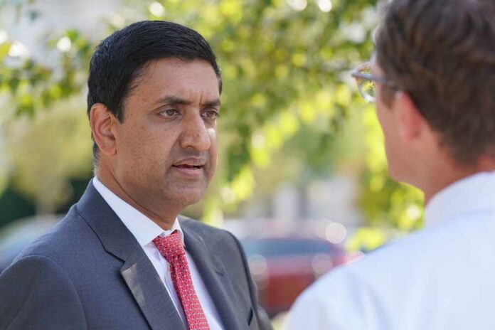 Washington,,Dc,,September,27,,2021:,Rep.,Ro,Khanna,(d-ca) Two professionals engaged in conversation outdoors