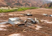 Grand Canyon Flash Flood: Hikers Missing as Dozens Evacuated in Arizona