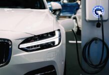 Europe’s EV Wall Crumbles – BYD Marches In electric car charging at a station